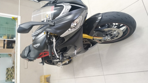 Triumph Daytona 675 R