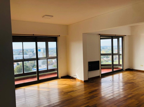 Imagen 6 de 14 de Departamento En Venta En Pilar