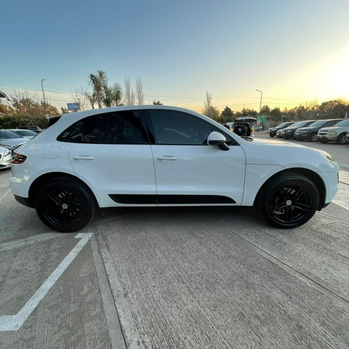 Imagen 8 de 22 de Porsche Macan 2.0 252cv