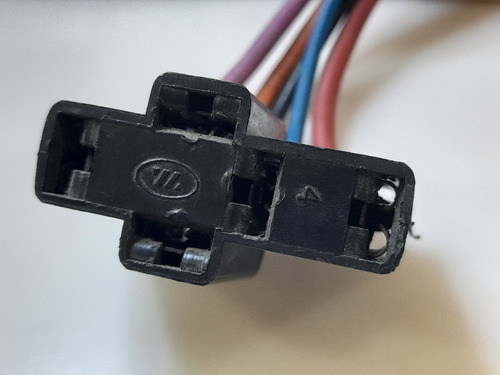 Conector Relay Y Resistencia Aire Acondicionado Chev Daewoo 