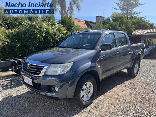 Toyota Hilux Sr 4x4 2.7 2014