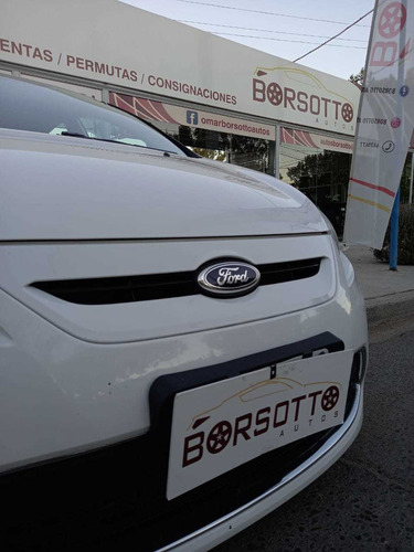 Ford Fiesta Kinetic Desing Titanium 2013 72milkm Borsotto