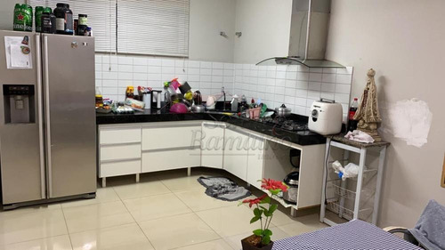 Casas - Ref: V19067