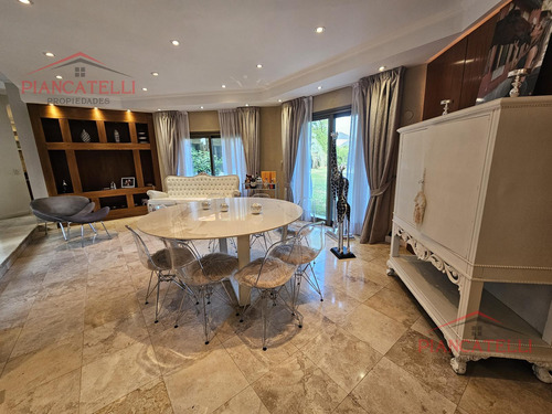 Venta De Casa En San Diego Moreno