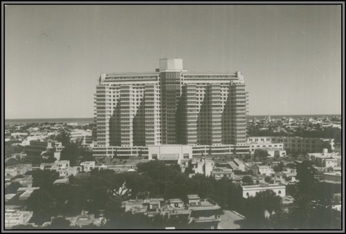 Hospital De Clínicas - Montevideo 1950 - Lámina 45x30 Cm.