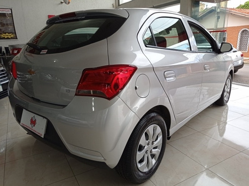 Chevrolet Onix 1.0 Mpfi Lt 8v Flex 4p Manual 2019/2019