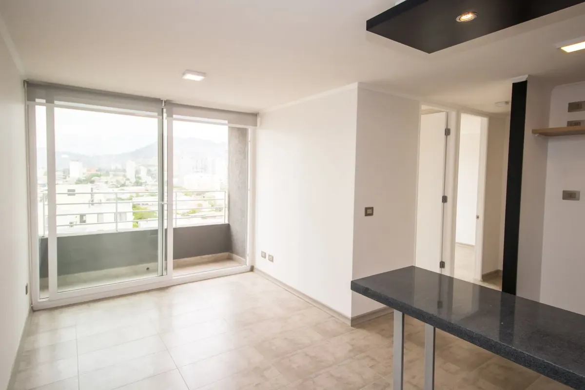 Imagen 4 de 13 de Nueva Andrés Bello 1826 Arriendo Depto 2 Dorm Piso 13