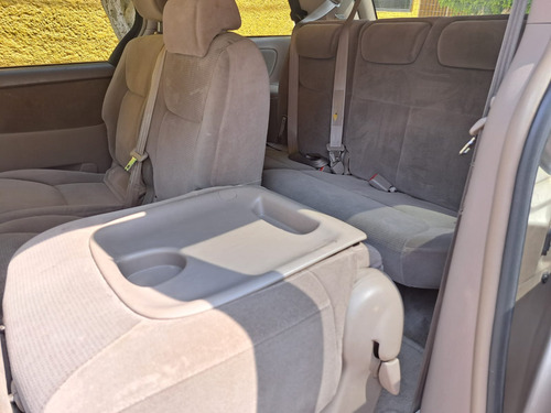 Toyota Sienna Le Aa Ee At