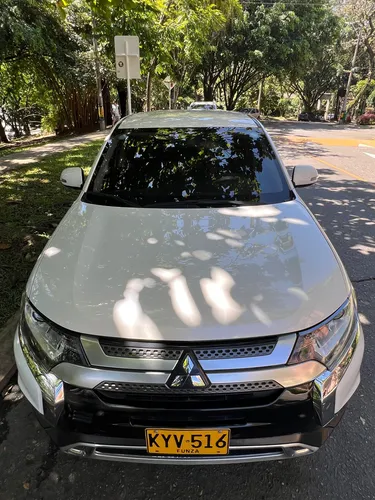 Kaiteki 2.4 4x4 Cvt Lx - Blanco Perla - 4x4 - 2.360 Cc