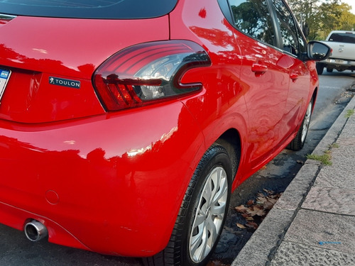 Imagen 12 de 12 de Peugeot 208 2018 1.6 Active