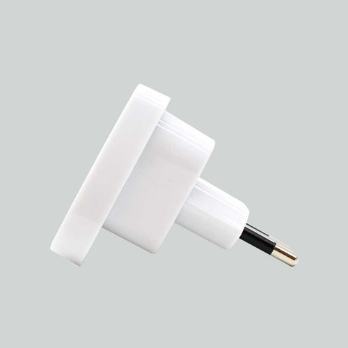 Adaptador Universal Conatel Salida 3 En Línea Accesorio