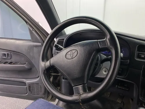 Toyota Hilux 2.4 Ex