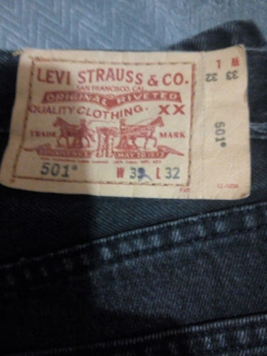 Pantalón Levis 501 Negro De Botones 32 X 32 Recto 