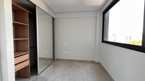 Departamento En Venta, 3 Ambientes En Flores