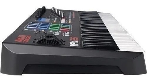 Imagen 3 de 4 de Akai Mpk249 49-teclas Teclado Midi Con Drum Pad