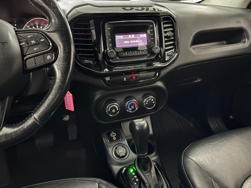 Fiat Toro 1.8 16v Freedom Flex 4x2 Aut. 4p