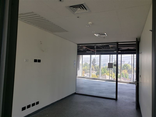 Oficina En Arriendo Habilitación Moderna