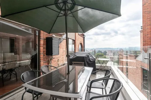 Apartamento En Venta En Bosque De Pinos. Cod V2955