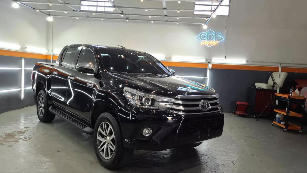 Toyota Hilux 2.8 Cd Srx 177cv 4x2 At