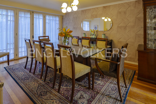 Casa Con Estilo Europeo En El Arrayán