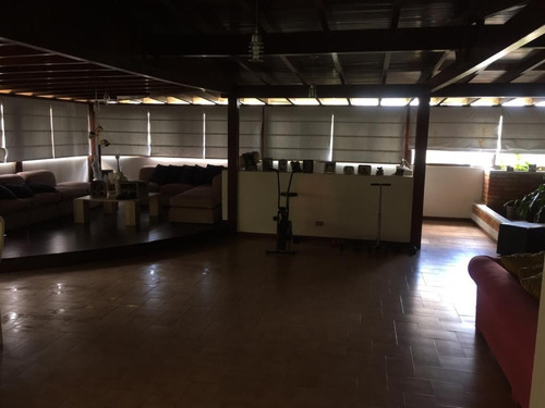 Imagen 9 de 25 de Se Vende Ph 256m2 4h/3b/2p La Boyera