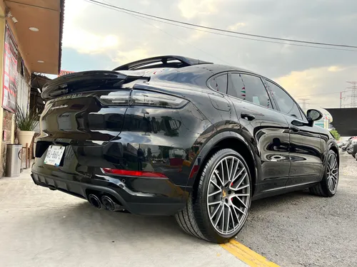 Porsche Cayenne coupé 4.0 v8 turbo at