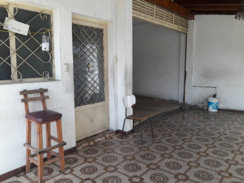 Imagen 2 de 15 de Casa Guatire Centro Del Pueblo