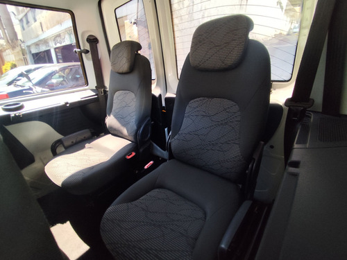 Fiat Doblo 1.8 MPI ESSENCE 7L 16V FLEX 4P MANUAL