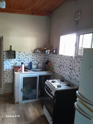Galpon Con Departamento Y Local Comercial