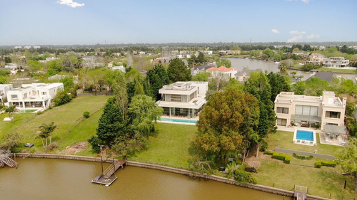 Venta Casa Santa Catalina Lote Doble Al Río Tigre