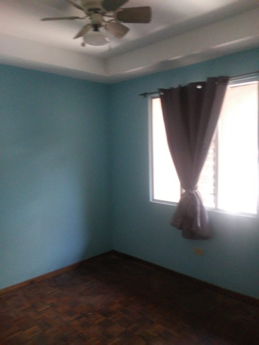 Imagen 4 de 12 de Casa De Habitación A La Venta, Excelente Ubicación.