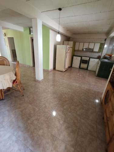 Imagen 3 de 14 de Casa En Venta Urb. Las Acacias Maracay*