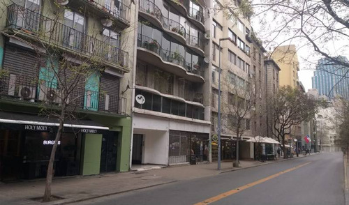 Departamento En Calle Merced,sector Lastarria,santiago