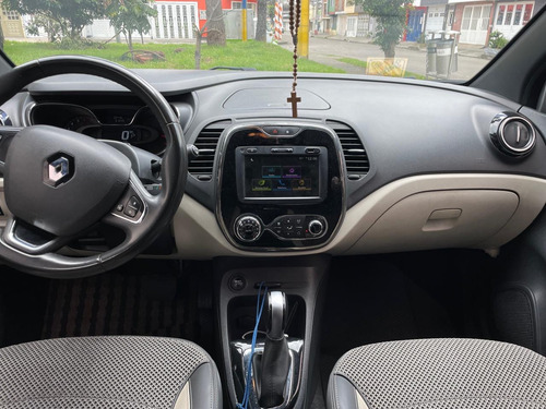 Renault Captur 2.0 Intens Automática
