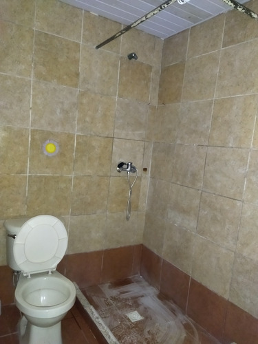 Local Con Vivienda