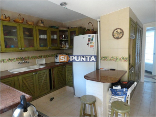 Imagen 7 de 18 de Casa En Alquiler Playa Mansa