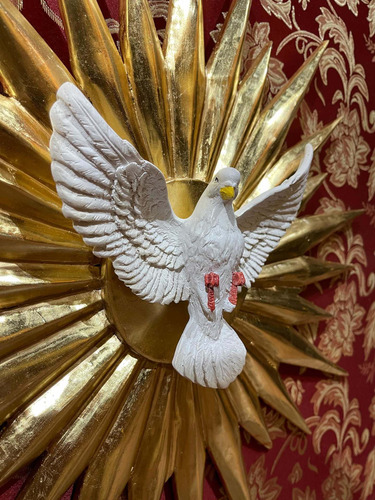 Imagen 3 de 3 de Espiritu Santo Con Resplandor En Madera