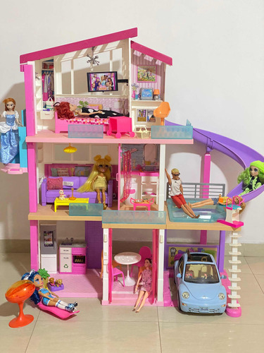 Casa De La Barbie Dream House Con Sus Accesorios.