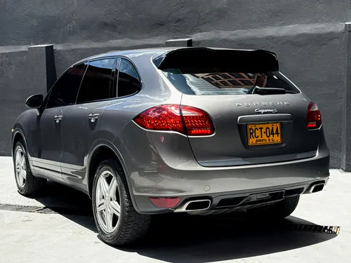 Porsche Cayenne 4.8 S