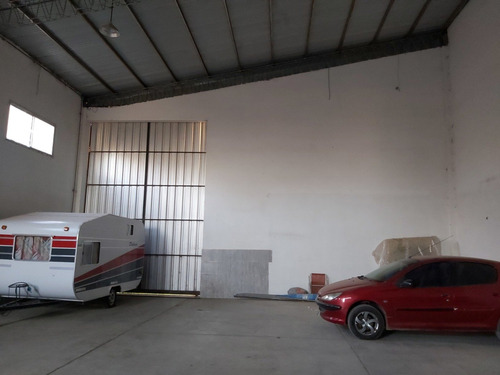 Vendo Galpón En Concepción Del Uruguay, Entre Ríos.