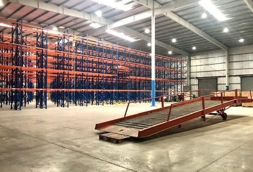 Impecable Nave Industrial De 3815m2 En Belén De Escobar