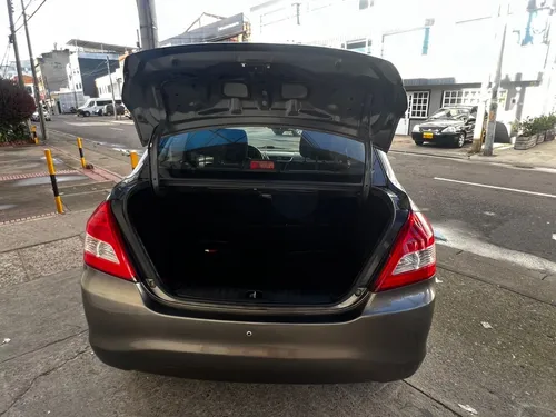 Suzuki Swift 1.2 Dzire Ga