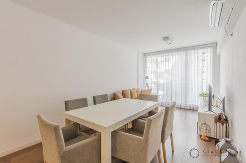 Departamento De 3 Ambientes Con Cochera Fija En Recoleta