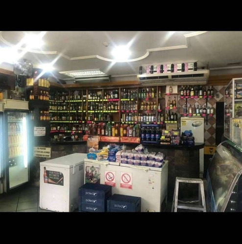 Imagen 4 de 9 de Local Y Fondo De Comercio En Venta En Parque Carabobo