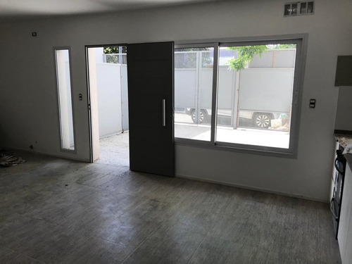 Imagen 5 de 23 de Duplex A Estrenar - 3 Amb -patio U Coch Doble-olivos