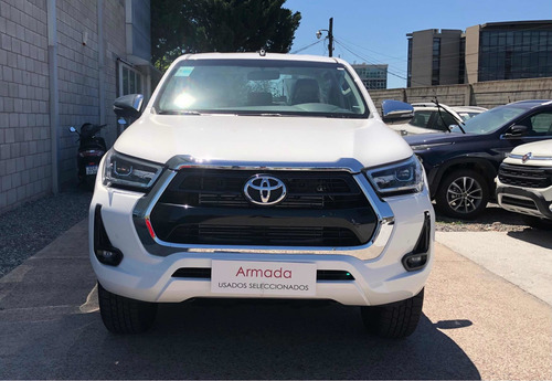Toyota Hilux 2021 2.8 Cd Srv Pack 177cv 4x2