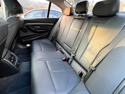 Imagen 23 de 25 de Bmw 320 I Sport 2.0 Twin Turbo 2017