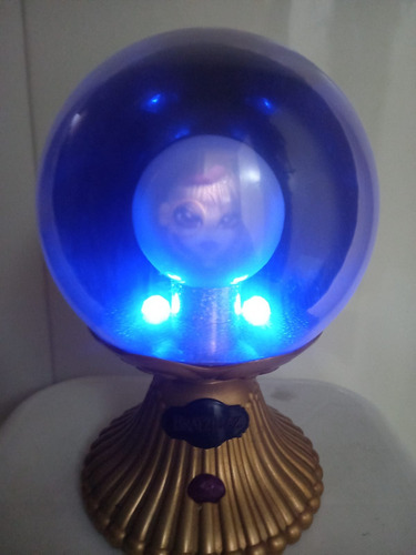 Bratzillaz Yasmina Magic Fortune Teller Crystal Ball Som Luz