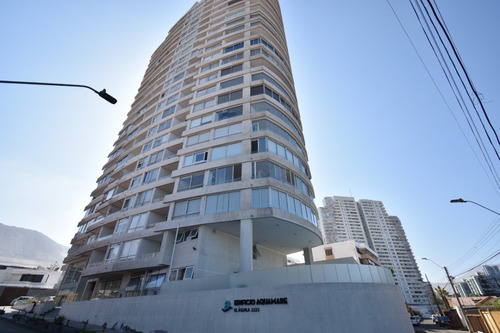 Departamento En Venta En El Edificio Aquamare, 