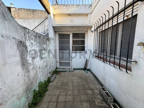 Venta Casa 3 Ambientes Con Galpón
